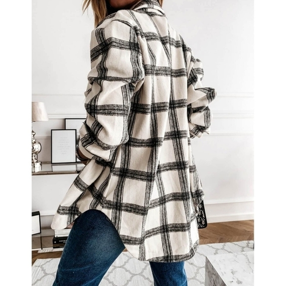 BiBi Curved Hem Sequin Plaid Button Up Shacket
